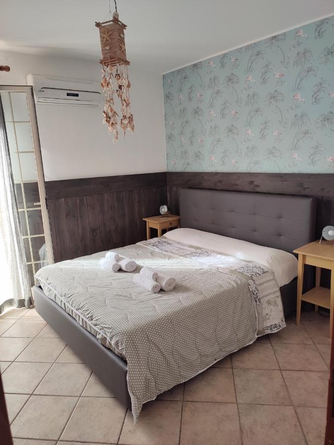 Casa Vacanze Isolotto 伊索拉戴里费米尼 外观 照片