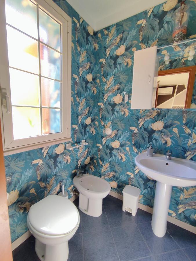 Casa Vacanze Isolotto 伊索拉戴里费米尼 外观 照片