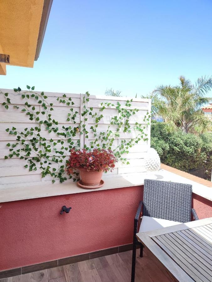 Casa Vacanze Isolotto 伊索拉戴里费米尼 外观 照片