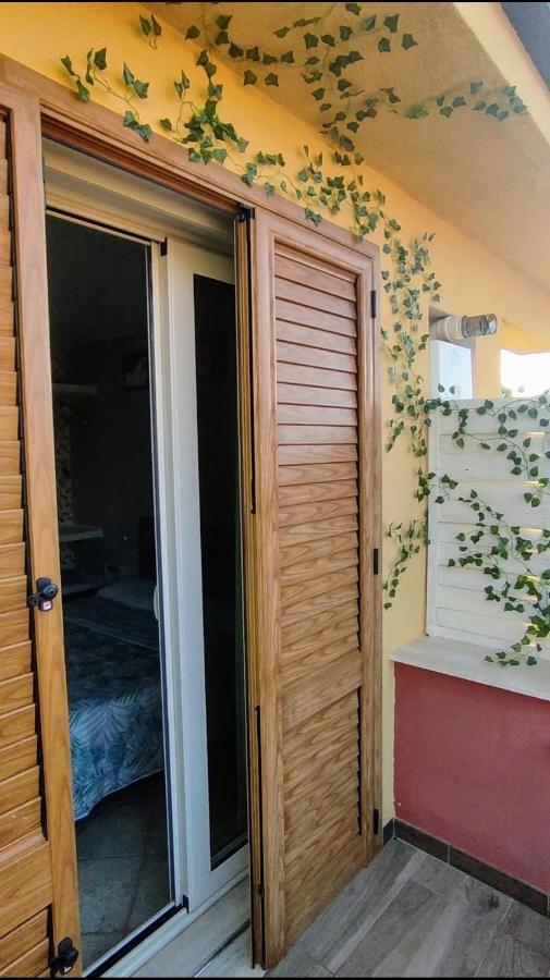 Casa Vacanze Isolotto 伊索拉戴里费米尼 外观 照片