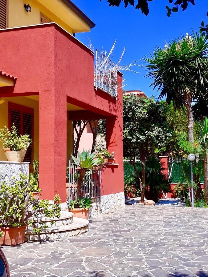 Casa Vacanze Isolotto 伊索拉戴里费米尼 外观 照片